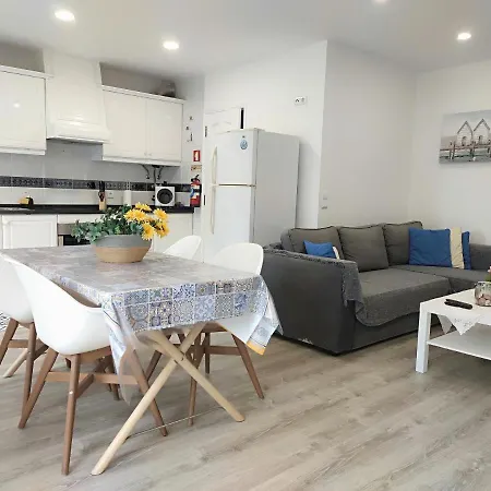 Apartament Maison Des