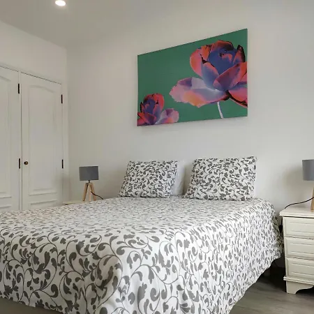 Apartament Maison Des *